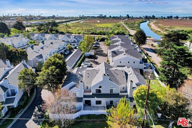 4501 Carpinteria Avenue C, Carpinteria, CA 93013