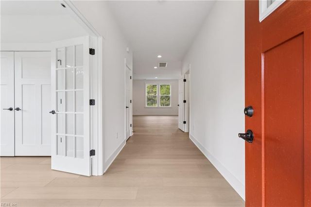 3411 Mintonville Point DR, Suffolk, VA 23435