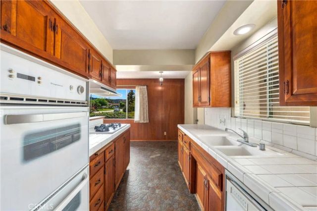 1835 E Alaska, West Covina, CA 91791