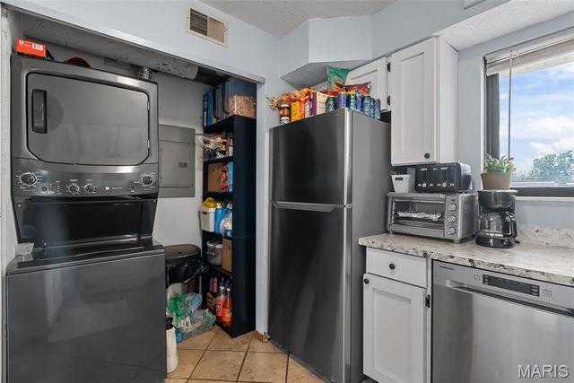 8942-8948 Eden Avenue, Affton, MO 63123