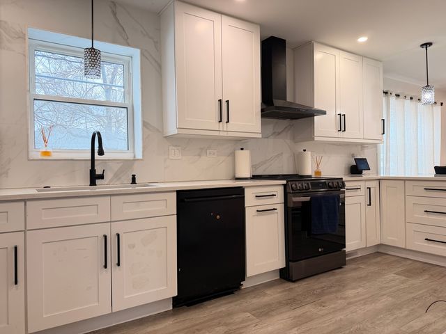 3301 N Austin Avenue, Chicago, IL 60634