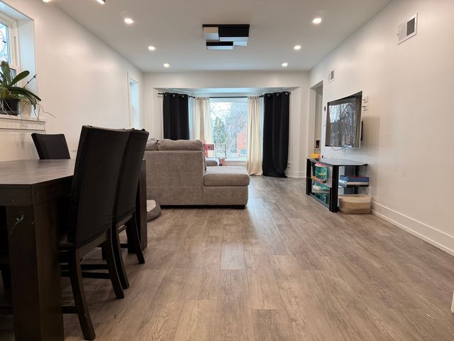3301 N Austin Avenue, Chicago, IL 60634