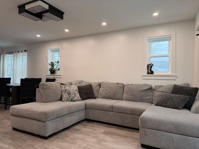 3301 N Austin Avenue, Chicago, IL 60634