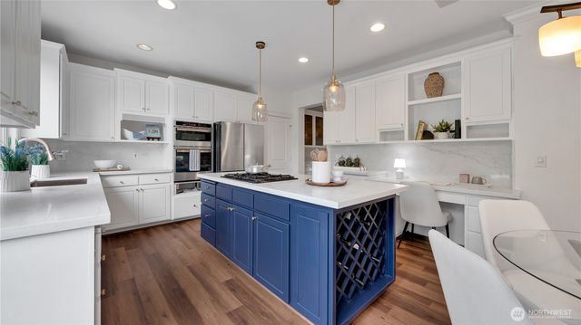 1965 16th Court NE, Issaquah, WA 98029
