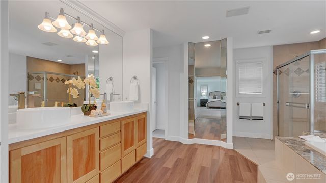 1965 16th Court NE, Issaquah, WA 98029