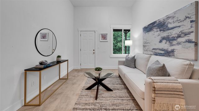 1965 16th Court NE, Issaquah, WA 98029