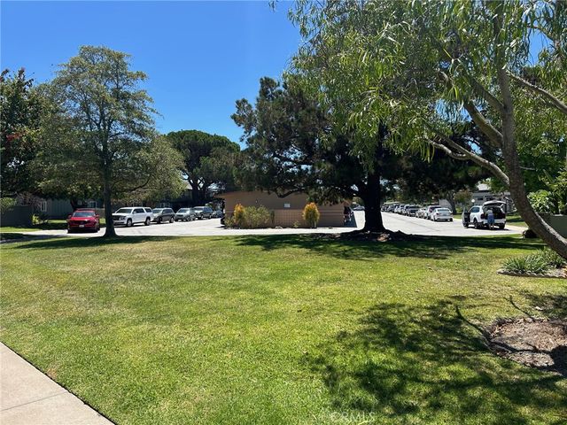 13330 Del Monte 10R, Seal Beach, CA 90740