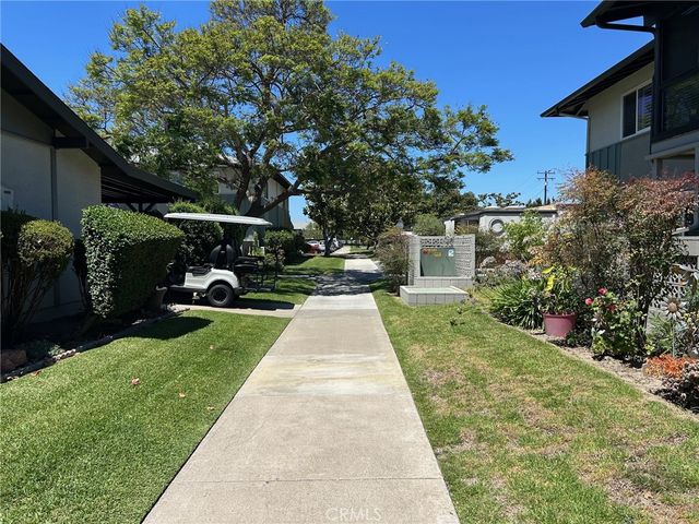 13330 Del Monte 10R, Seal Beach, CA 90740