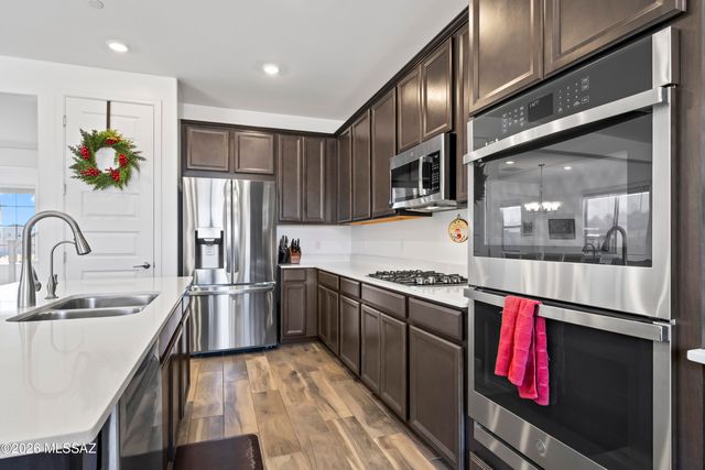 17579 S Ridgerunner Drive, Vail, AZ 85641