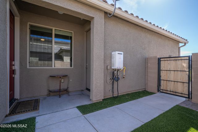 17579 S Ridgerunner Drive, Vail, AZ 85641