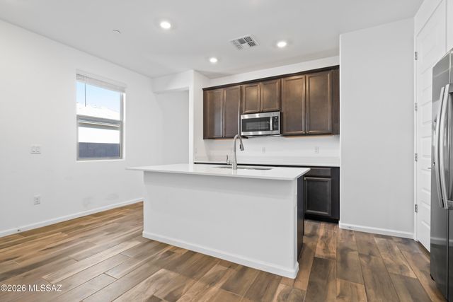 17579 S Ridgerunner Drive, Vail, AZ 85641