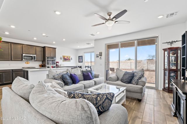 17579 S Ridgerunner Drive, Vail, AZ 85641