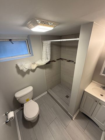 5423 W 63rd Place, Chicago, IL 60638