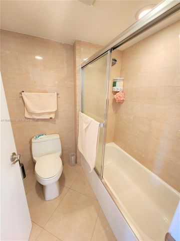 290 174th St 1607, Sunny Isles Beach, FL 33160