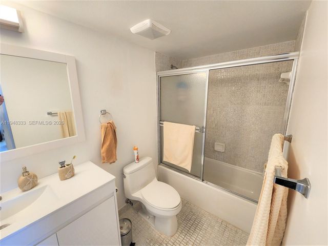 290 174th St 1607, Sunny Isles Beach, FL 33160