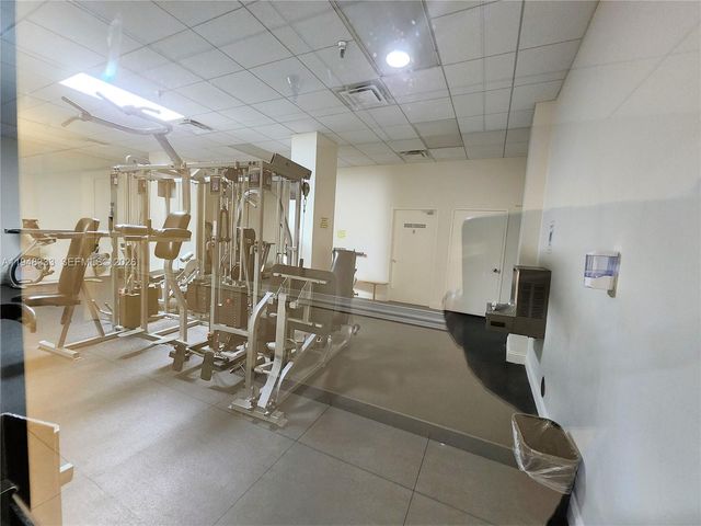 290 174th St 1607, Sunny Isles Beach, FL 33160