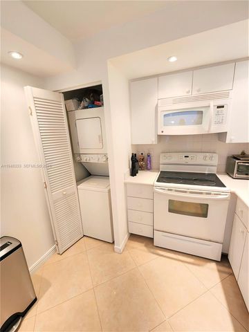 290 174th St 1607, Sunny Isles Beach, FL 33160