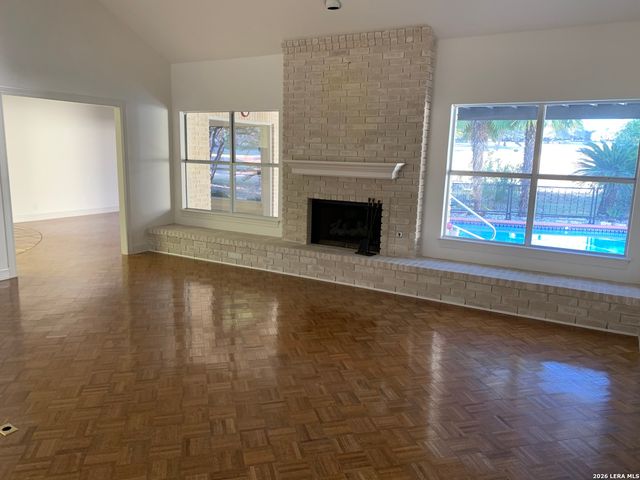 29403 FAIRWAY BLUFF DR, Fair Oaks Ranch, TX 78015