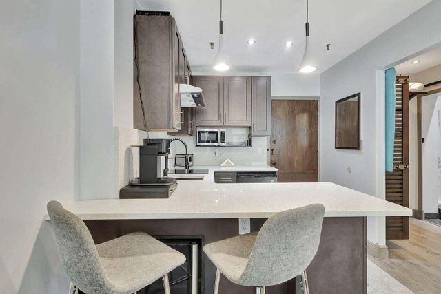 235 E Sunrise Avenue 2241, Palm Beach, FL 33480