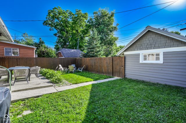 4231 Sunset Avenue, Indianapolis, IN 46208