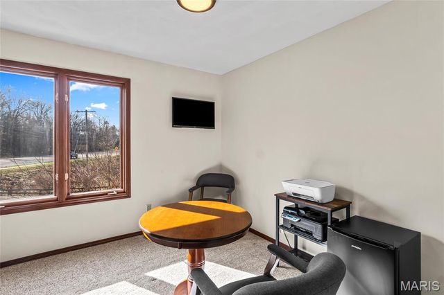 6589 Oak Hill Manor, Glen Carbon, IL 62034