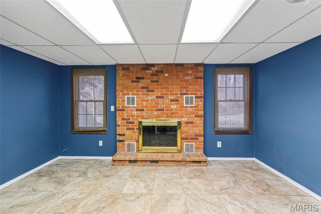 6589 Oak Hill Manor, Glen Carbon, IL 62034