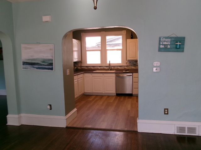 2004 W Broadway Ave, Spokane, WA 99201