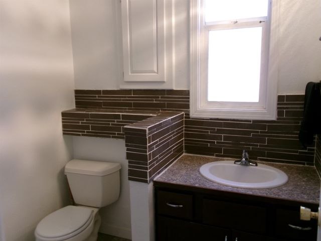 2004 W Broadway Ave, Spokane, WA 99201