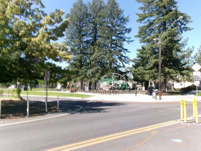 2004 W Broadway Ave, Spokane, WA 99201
