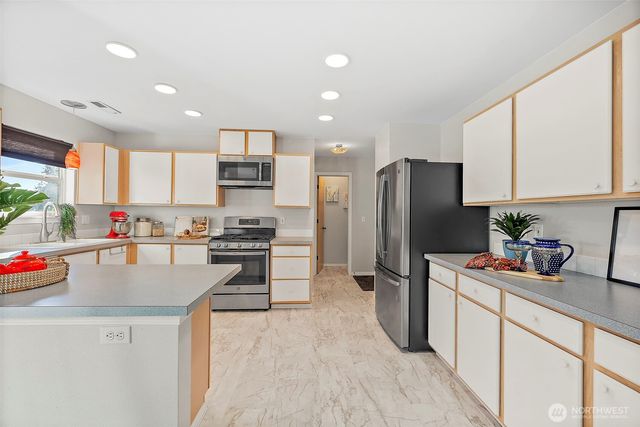 9506 150th Street Ct E, Puyallup, WA 98375