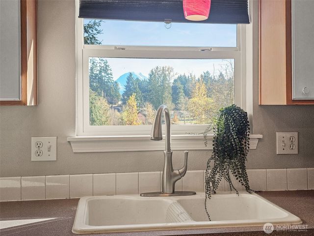 9506 150th Street Ct E, Puyallup, WA 98375