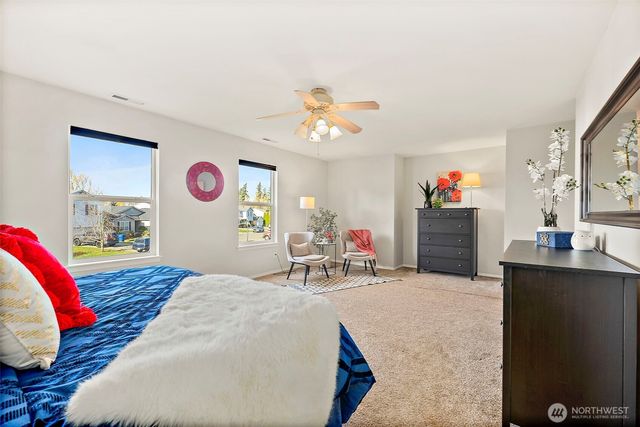 9506 150th Street Ct E, Puyallup, WA 98375