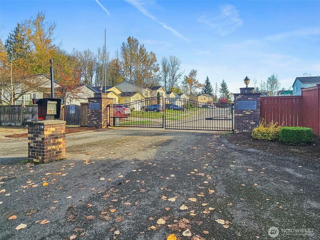 9506 150th Street Ct E, Puyallup, WA 98375