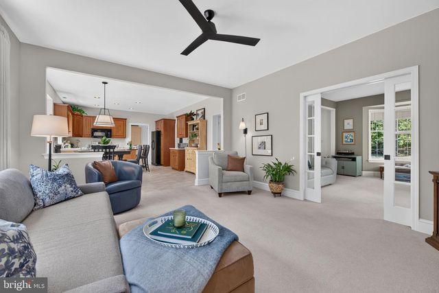 1115 PERSIMMON DR, Lancaster, PA 17601