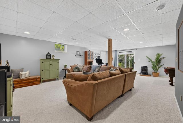 1115 PERSIMMON DR, Lancaster, PA 17601