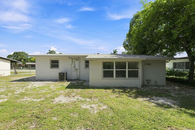 1629 NW 15TH Court, Fort Lauderdale, FL 33311