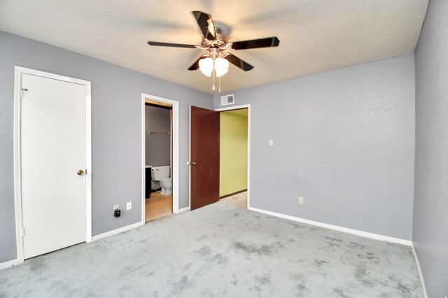 9350 Country Creek Drive 6, Houston, TX 77036