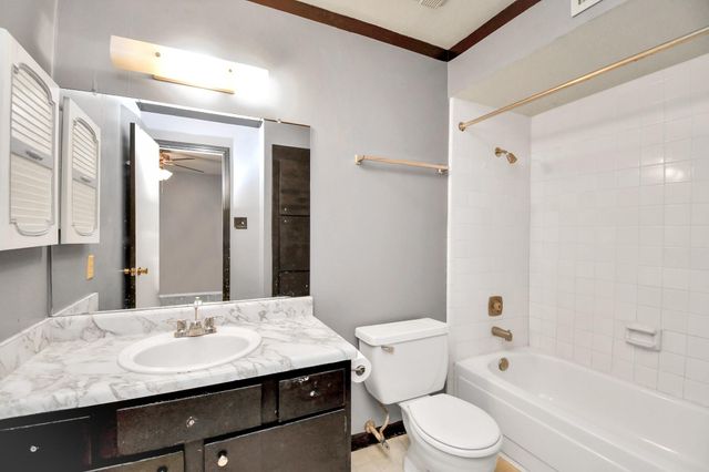 9350 Country Creek Drive 6, Houston, TX 77036