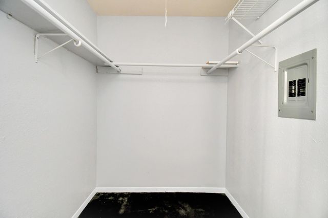 9350 Country Creek Drive 6, Houston, TX 77036