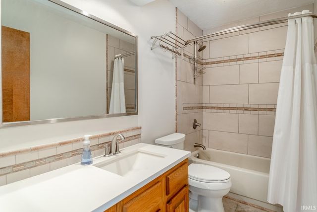 1190 Camelback Boulevard, West Lafayette, IN 47906