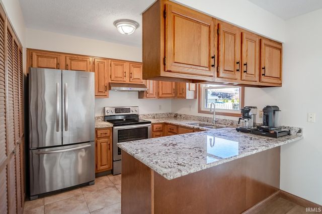 1190 Camelback Boulevard, West Lafayette, IN 47906