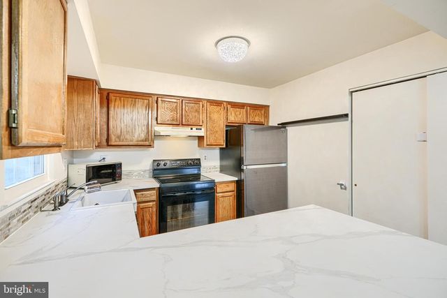 15210 ENDICOTT DR, Bowie, MD 20716