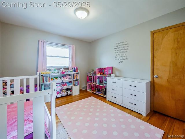 8634 Allen Road, Allen Park, MI 48101