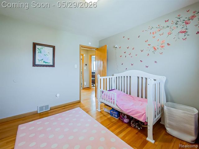 8634 Allen Road, Allen Park, MI 48101