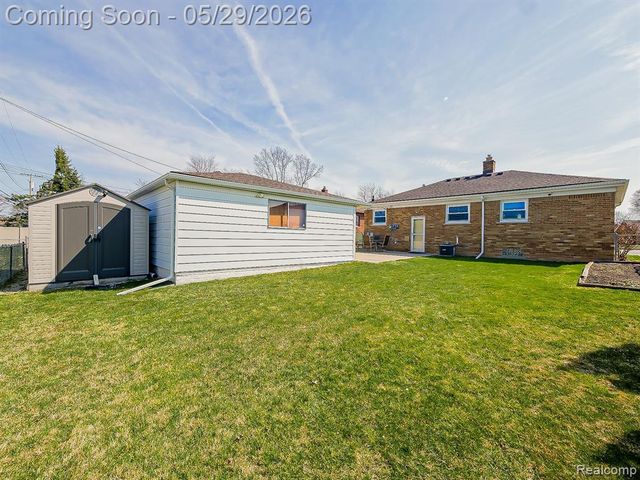 8634 Allen Road, Allen Park, MI 48101