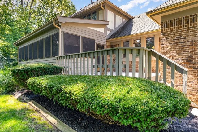 546 Pinestead Drive, Tipp City, OH 45371