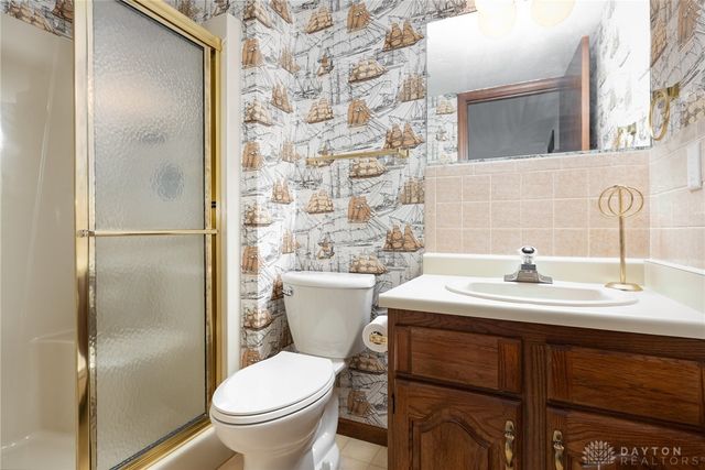 546 Pinestead Drive, Tipp City, OH 45371