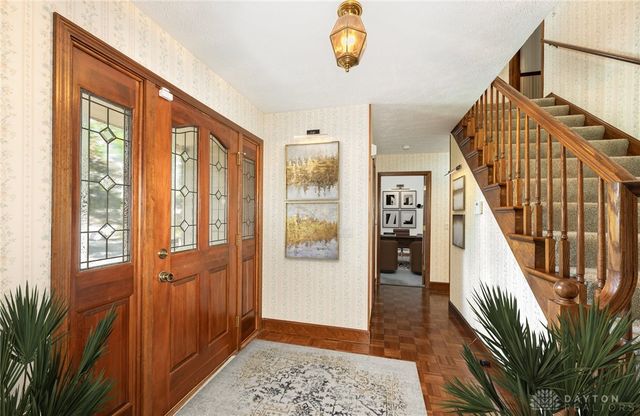 546 Pinestead Drive, Tipp City, OH 45371