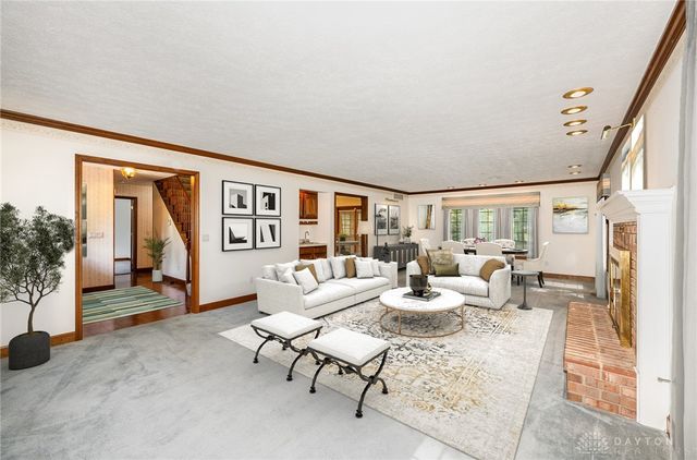 546 Pinestead Drive, Tipp City, OH 45371