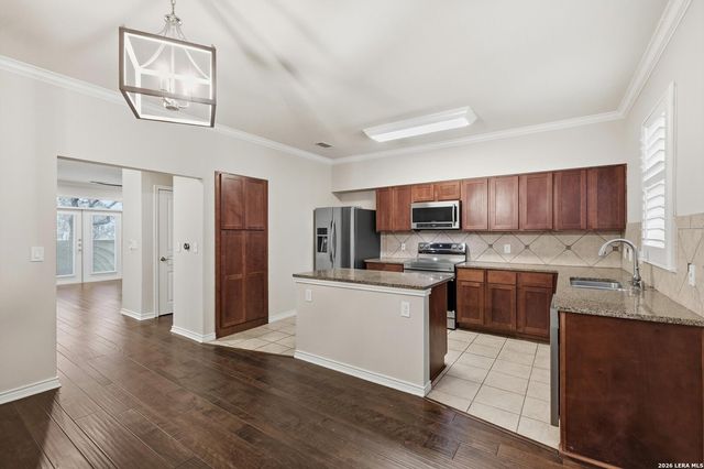 508 Refugio, San Antonio, TX 78210